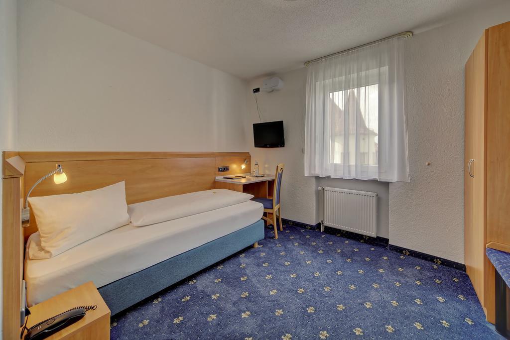 Hotel Post Weiden in der Oberpfalz Екстериор снимка