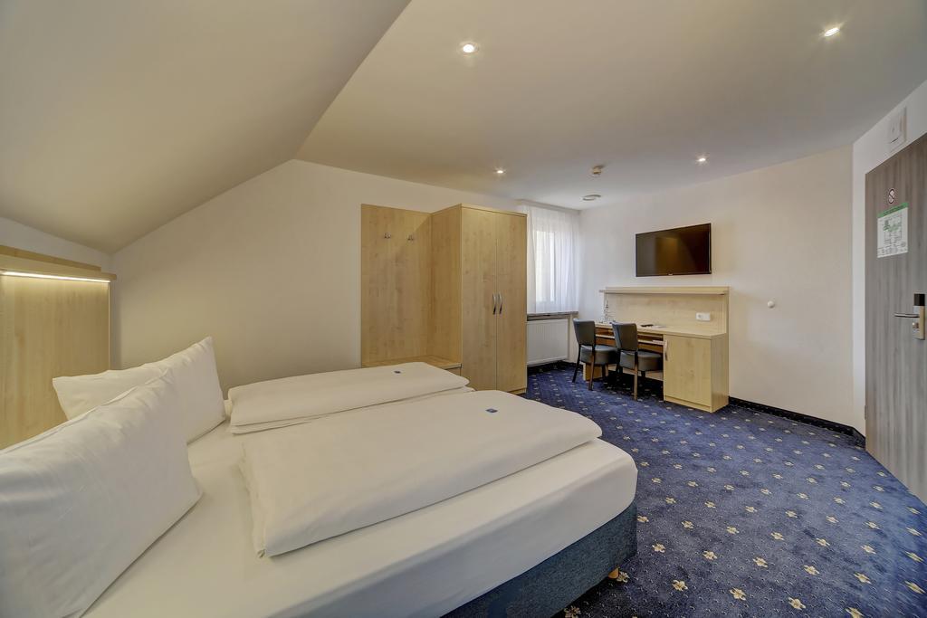 Hotel Post Weiden in der Oberpfalz Екстериор снимка
